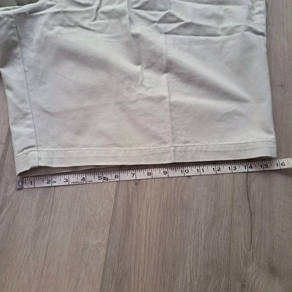 Dockers Shorts Perfect Short Big Tall Pleated Porcelain Khaki Men Size 56 NWT